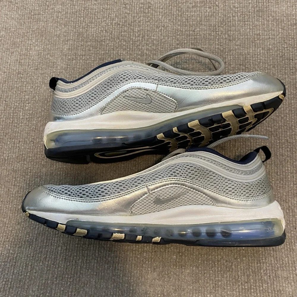 Nike Air Max 97‎ Shoes Womens Size 10 Silver Mesh Cushioned 554668-041 Sneakers